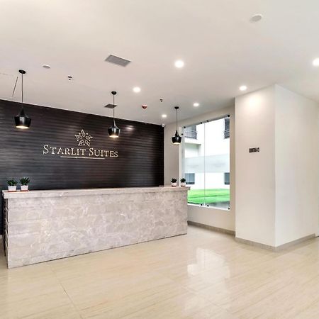 Starlit Suites Newtown โกลกาตา ภายนอก รูปภาพ