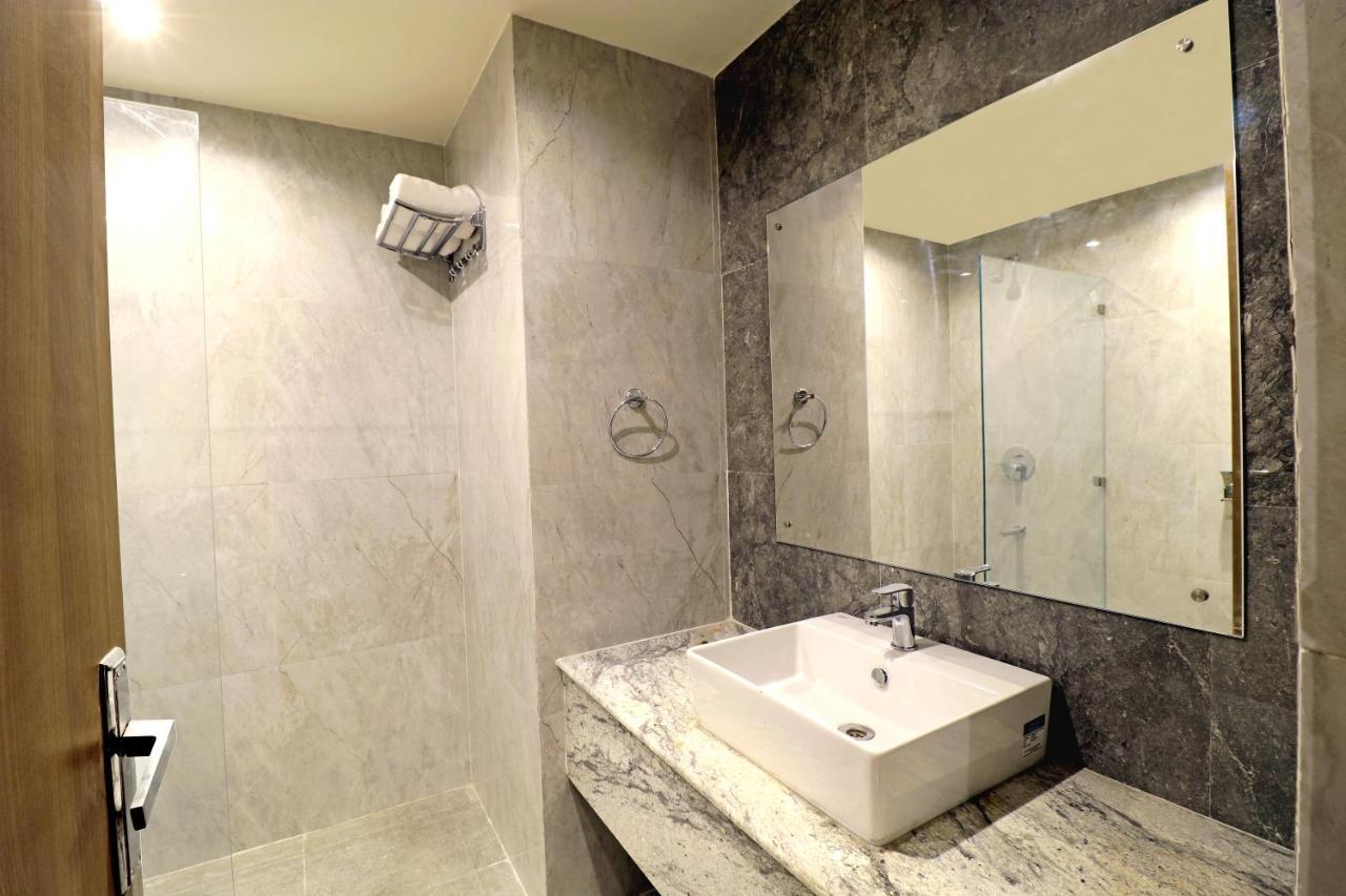 Starlit Suites Newtown โกลกาตา ภายนอก รูปภาพ