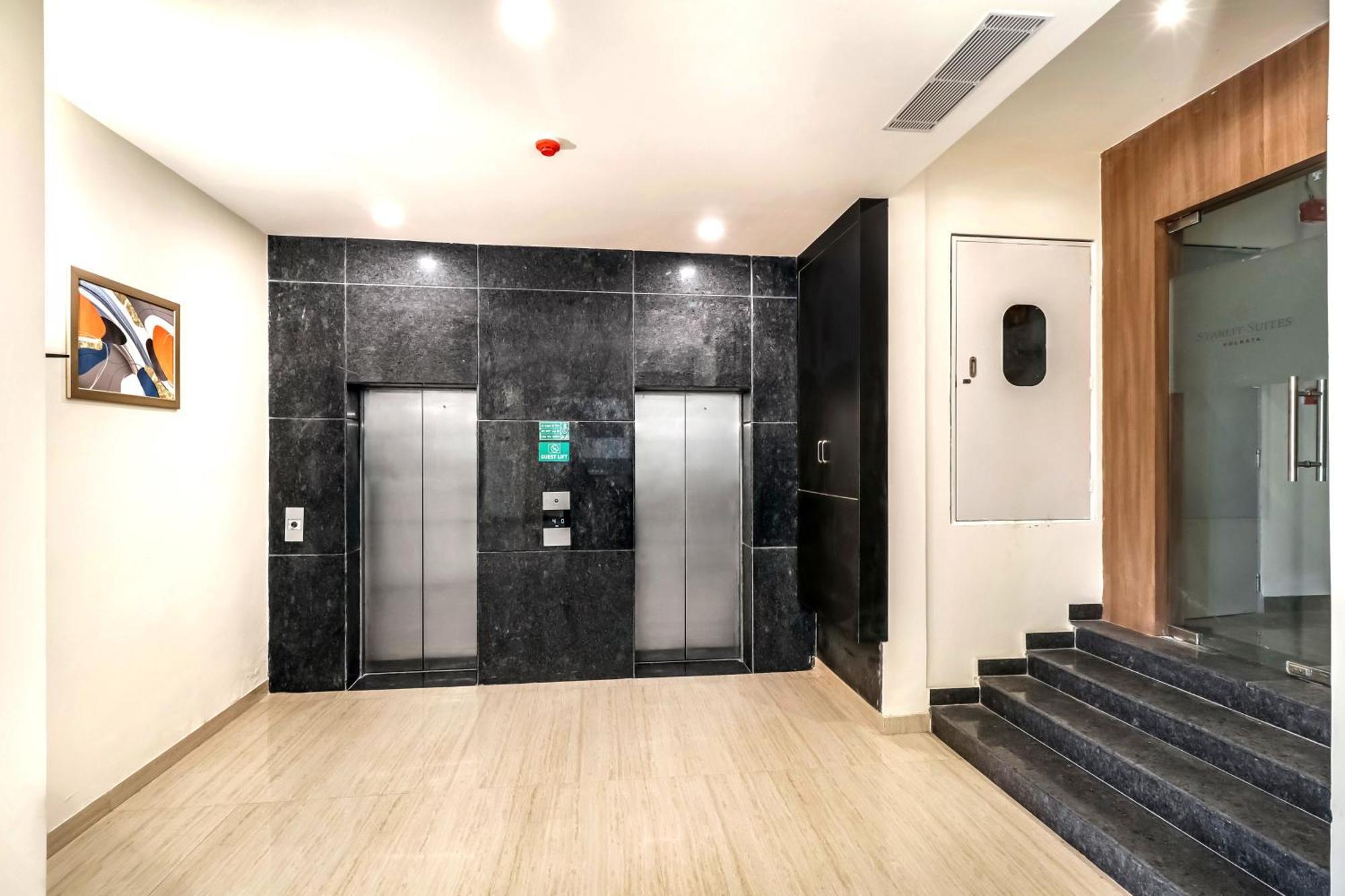 Starlit Suites Newtown โกลกาตา ภายนอก รูปภาพ